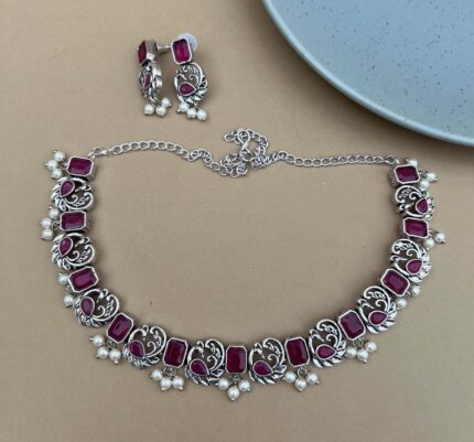 Crimson Grace Oxidized Necklace Set
